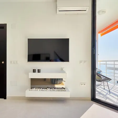 Del Mar Luxury With Jacuzzi Apartman *