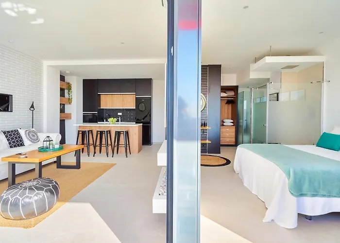 Apartamento Del Mar Luxury With Jacuzzi Torremolinos