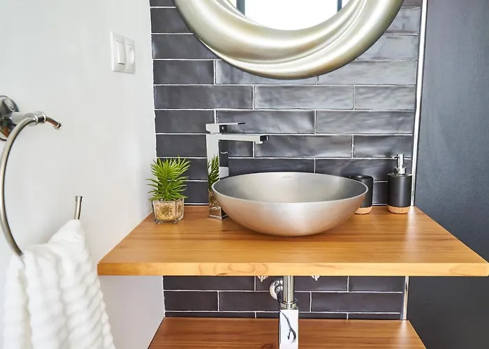 Del Mar Luxury With Jacuzzi *