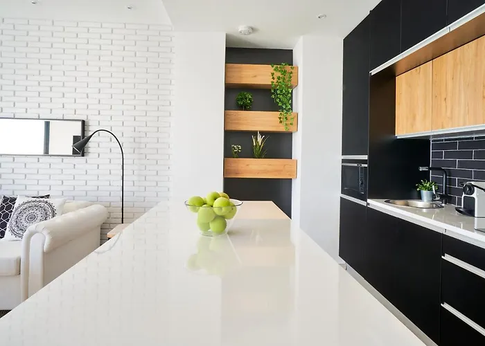 Del Mar Luxury With Jacuzzi 토레몰리노스