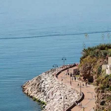 Del Mar Luxury With Jacuzzi Apartment